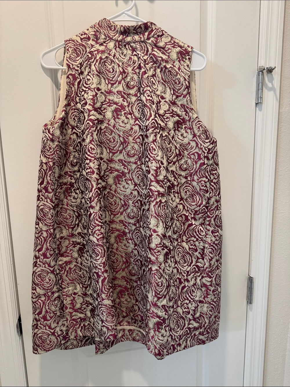 Anthropologie Sleeveless Rose Jacquard Shift Dress in Burgundy and Cream